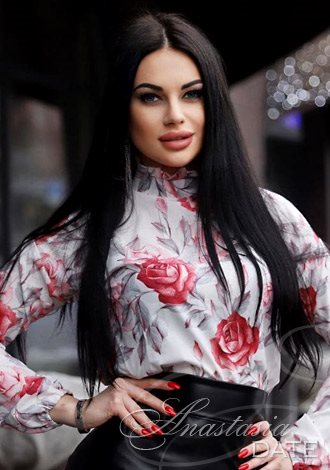 Date the dating partner of your dreams: Russian Partner Valentina from Kharkov
