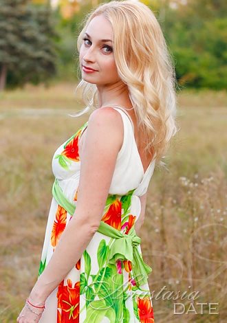 Caring Ukraine woman: Alisa from Kiev, 38 yo, hair color Blond